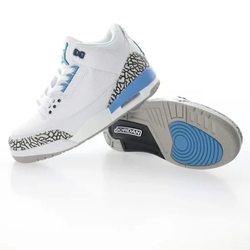 NIKE AIR JORDAN 3 RETRO UNC