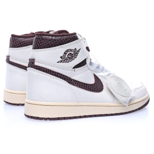 NIKE Air Jordan 1 High “White Sail/Maroon”