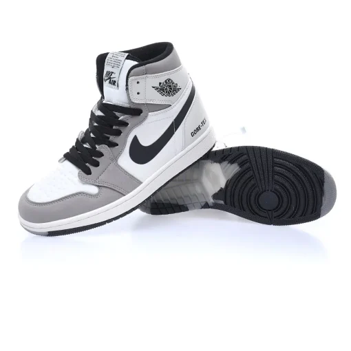 Nike Air Jordan 1 Retro High OG”Gore-Tex Light Bone”