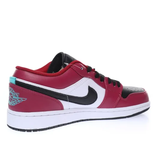 Nike Wmns Air Jordan 1 Low SE GS”Dark Beetroot”