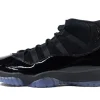 NIKE AIR JORDAN 11 BLACK