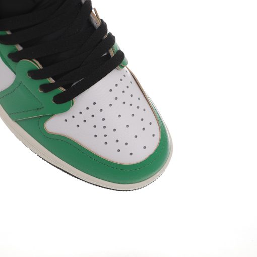 NIKE Air Jordan 1 Retro High OG”Lucky Green”