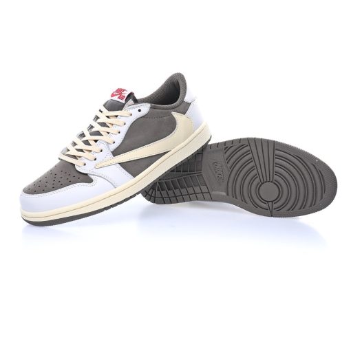 Travis Scott Jordan 1 Low Mocha