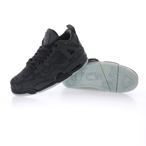 Kaws x Air Jordan 4 Retro”Black”