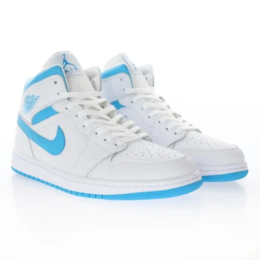 Nike Wmns Jordan 1 Mid “UNC”