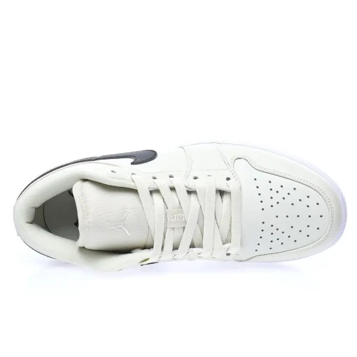 Nike Air Jordan 1 Low GS”Coconnut Milk Black White”