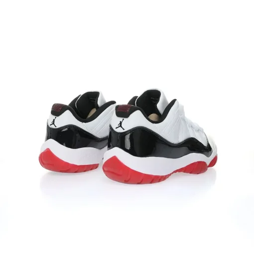 Nike Air Jordan 11 Retro Low”Concord Bred”