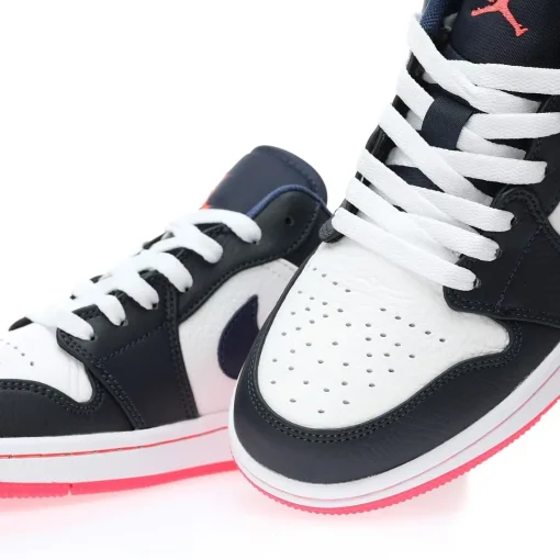 Nike Air Jordan 1 Low”Obsidian Ember Glow”