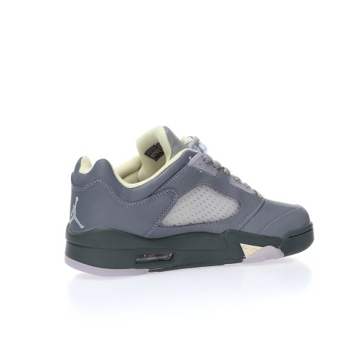 Nike Wmns Air Jordan Retro 5 Low”Indigo Haze”