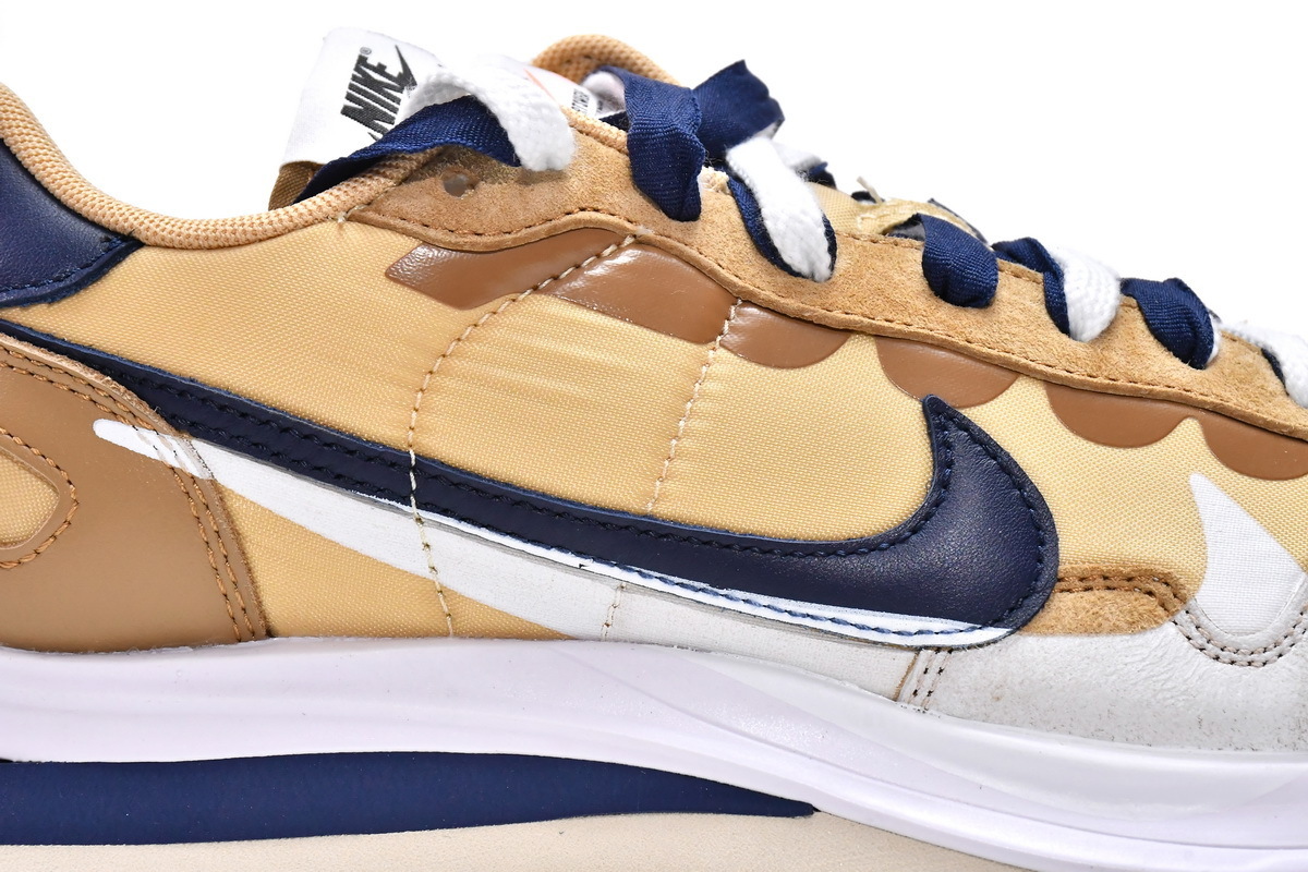 Sacai x Nike VaporWaffle Sesame and Blue Void - Imagen 2