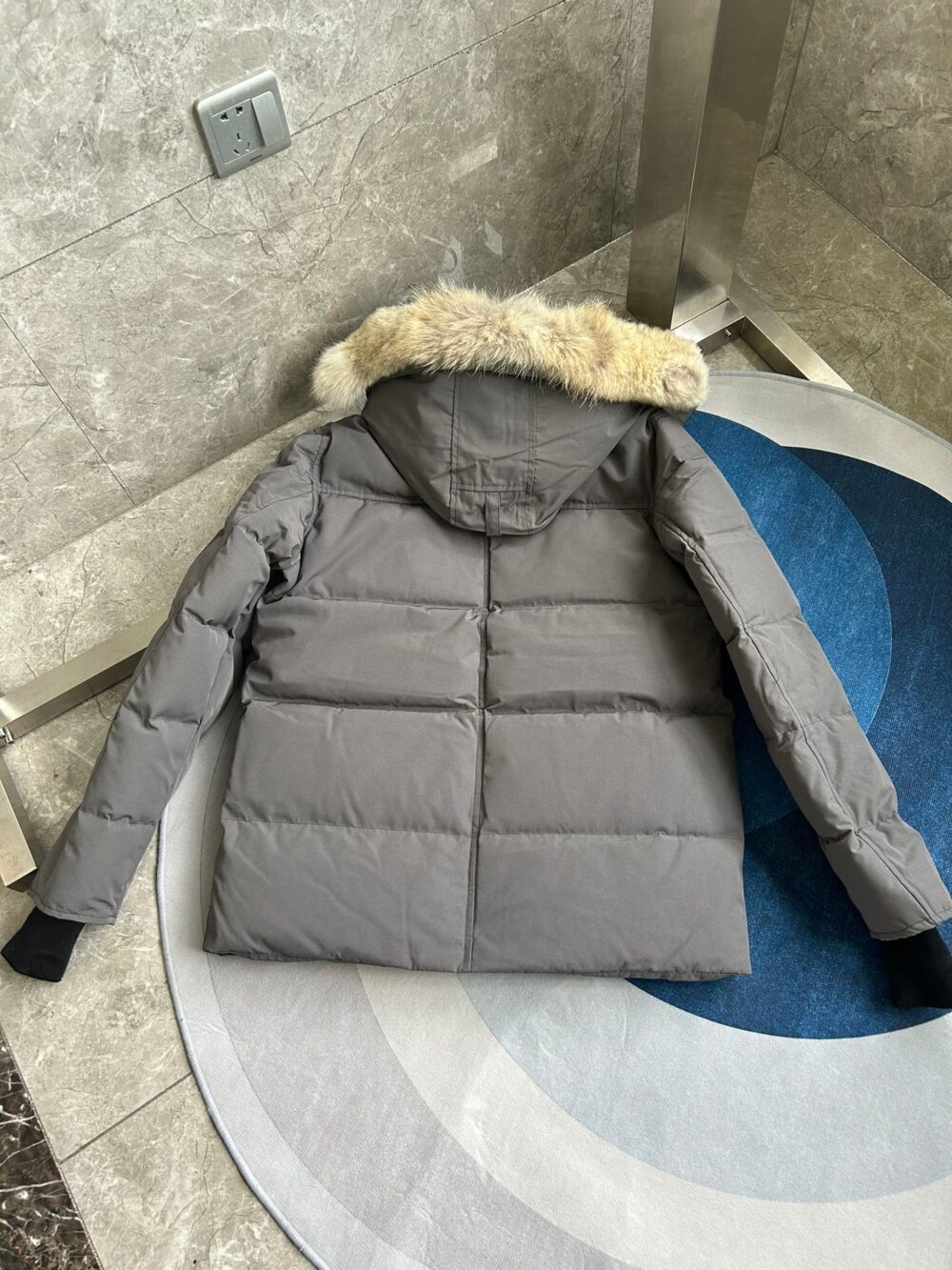 Canada Goose Down Jacket Grey - Imagen 3