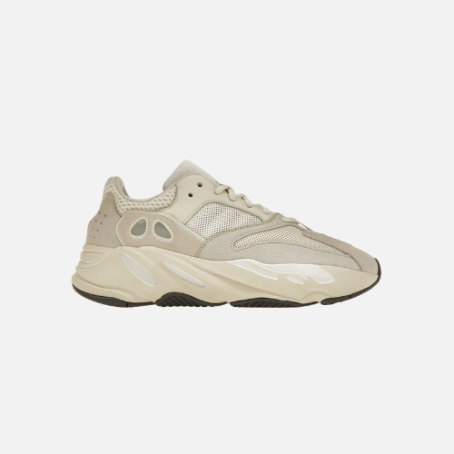 Yeezy Boost 700- Analog