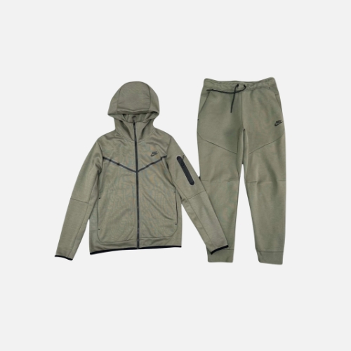 Nike Tech Fleece