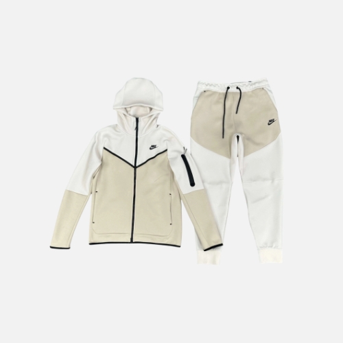 Nike Tech Fleece