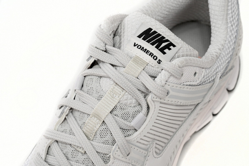NikeAir Zoom Vomero 5 Grey - Imagen 2