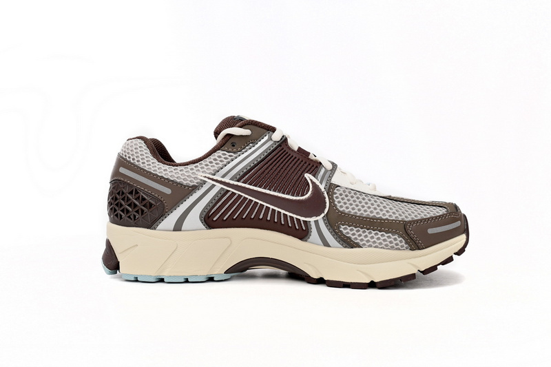 NikeAir Zoom Vomero 5 Beige Brown A - Imagen 2