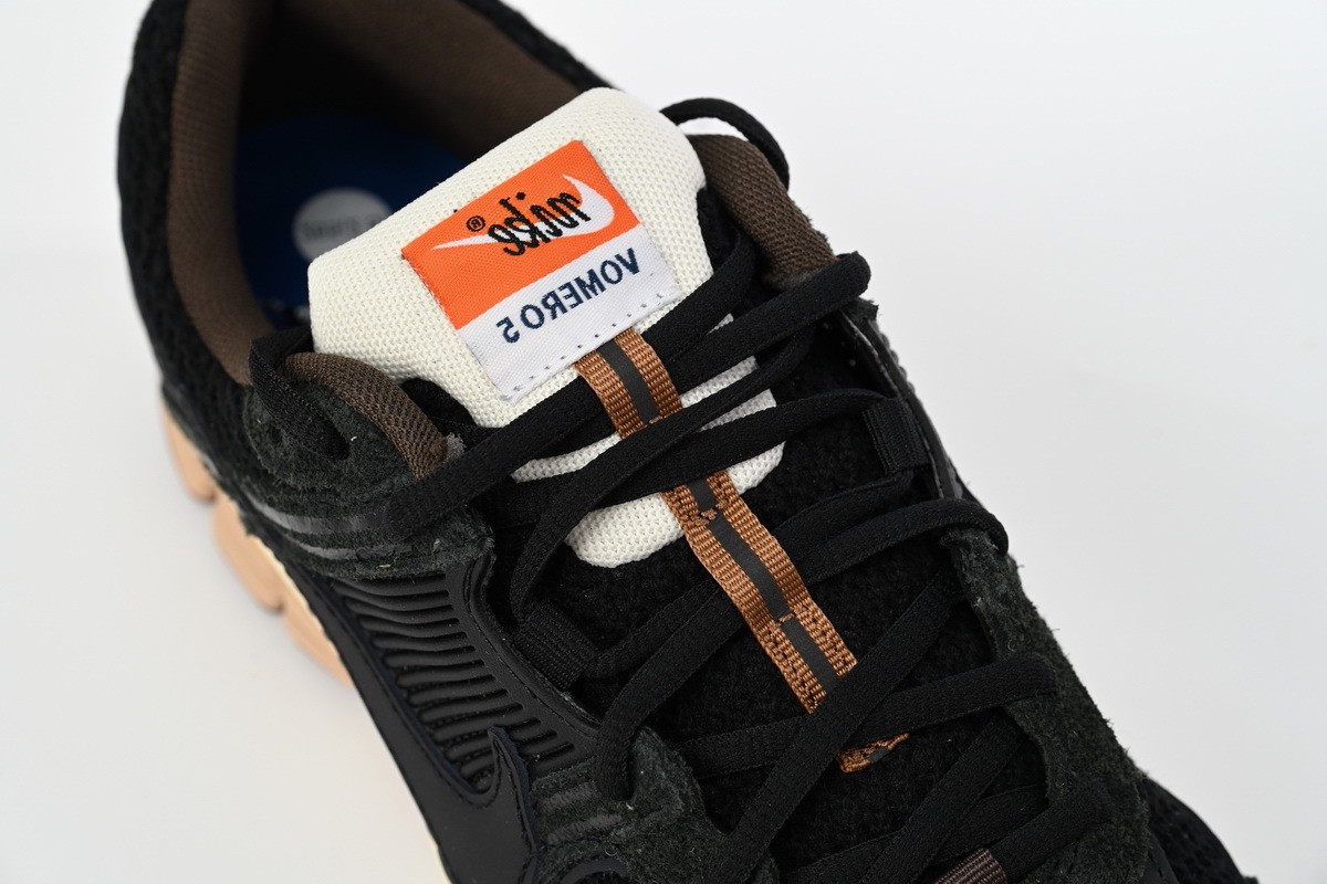 NikeAir Zoom Vomero 5 Pure Black