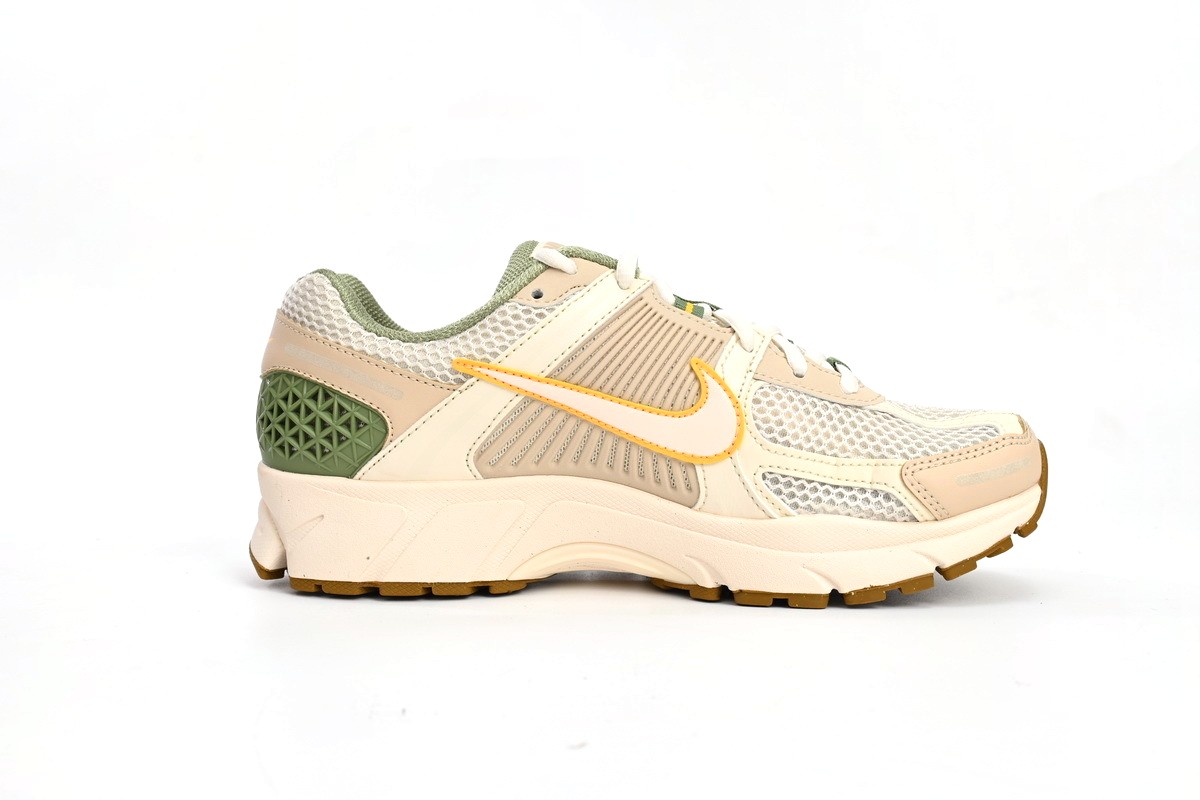 NikeAir Zoom Vomero 5 Beige Green