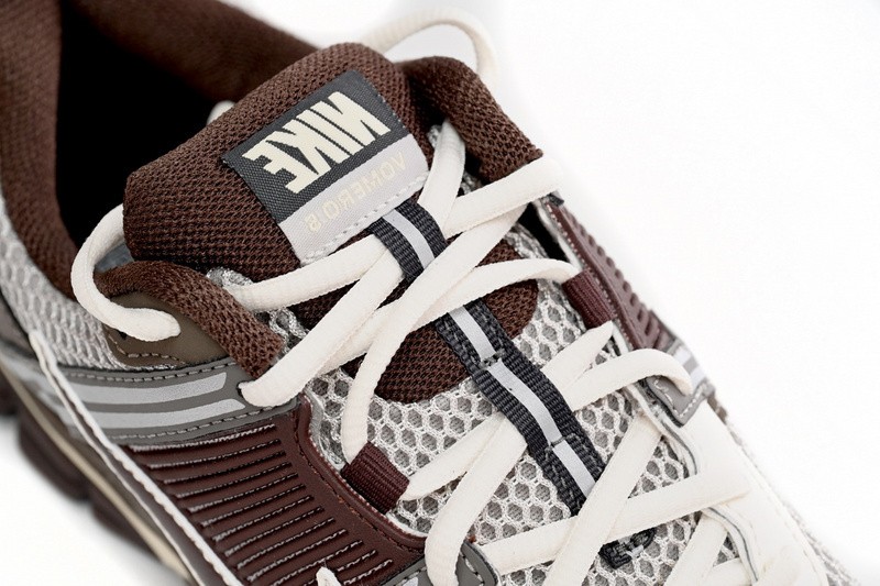 NikeAir Zoom Vomero 5 Beige Brown A