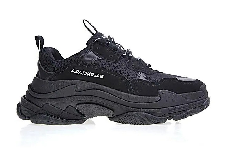 BALENCIAGA Triple S Black – Iconic All Black Oversized Luxury Sneakers