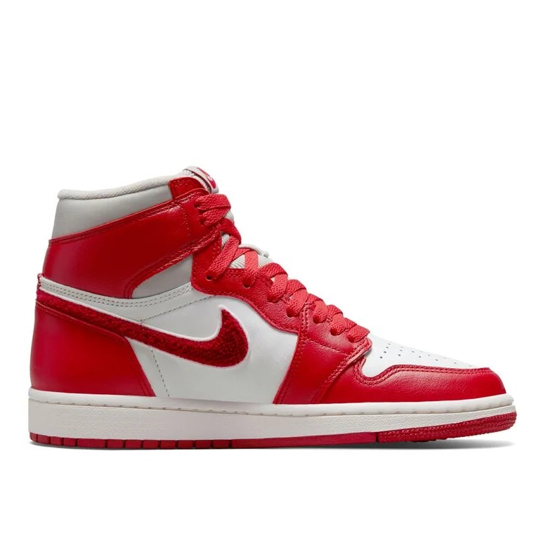 Nike Air Jordan 1 Retro High OG “Chenille”