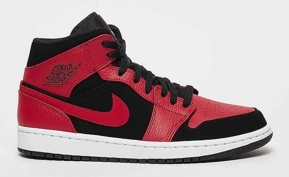 NIKE AIR JORDAN 1 RED X BLACK
