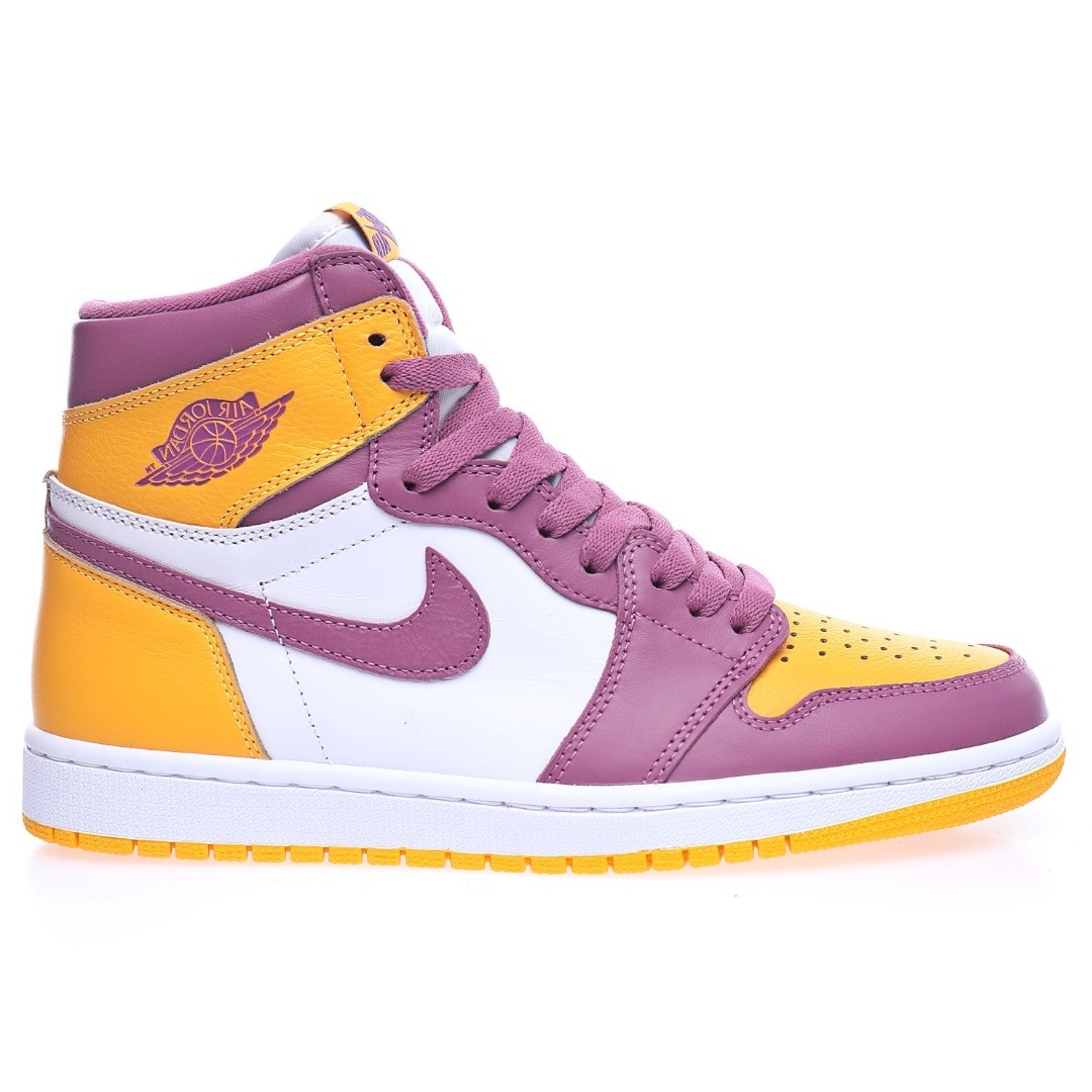 Nike Air Jordan 1 Retro High OG”Omega Psi Phi”